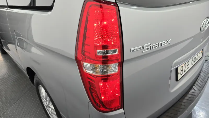 Hyundai Grand Starex
