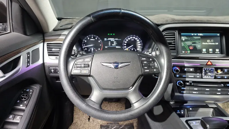 Genesis G80