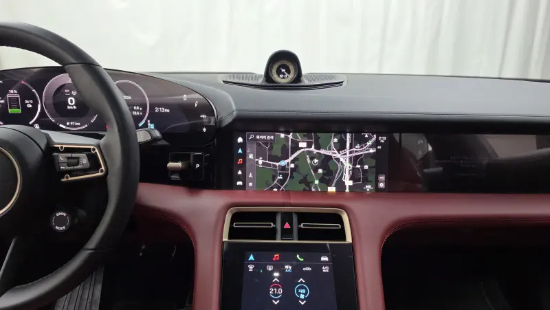 Porsche Taycan