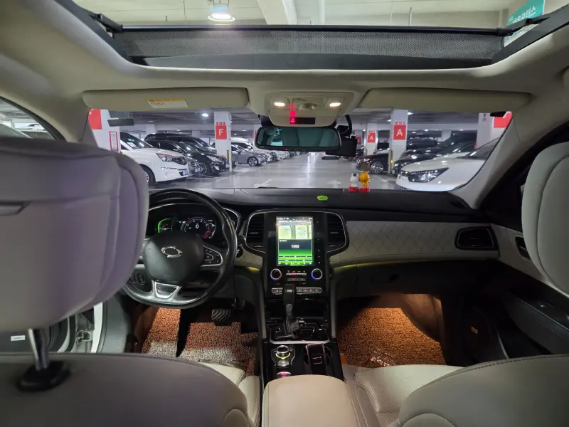 Renault Samsung SM6