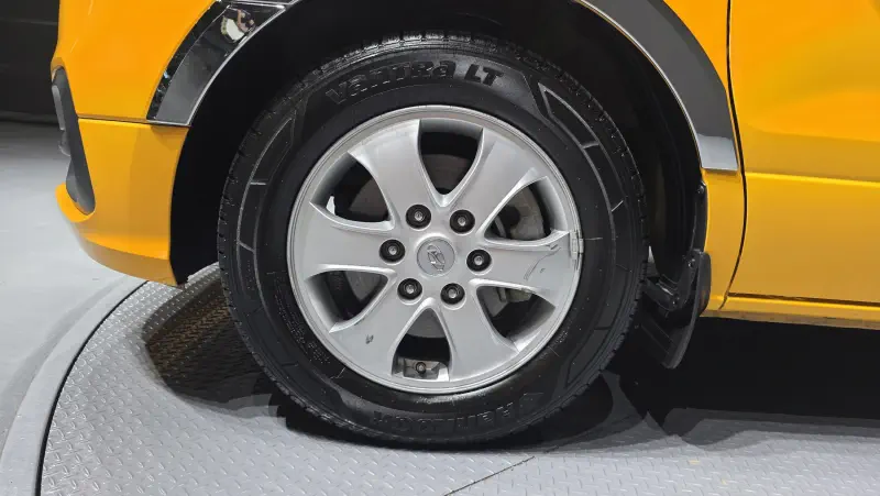 Hyundai Grand Starex