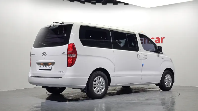 Hyundai Grand Starex