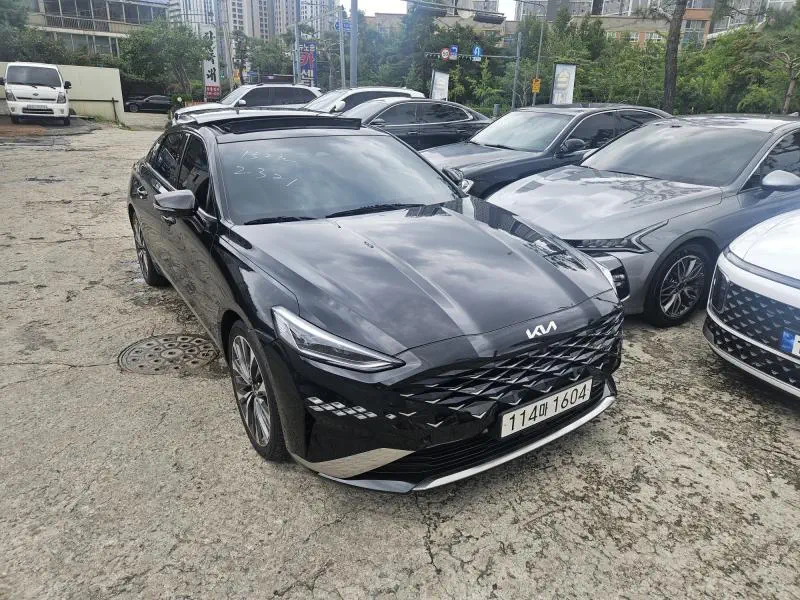 Kia K8