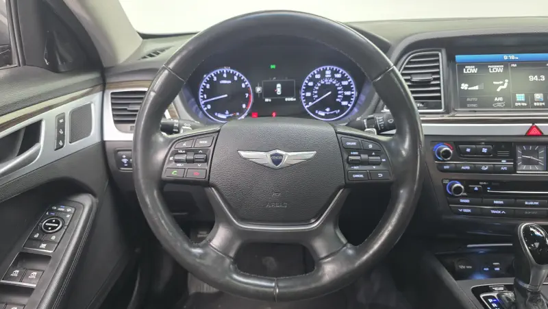 Hyundai Genesis