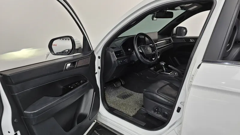 SsangYong Rexton Sports Khan