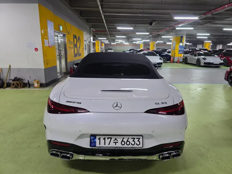 Mercedes-Benz SL-Class