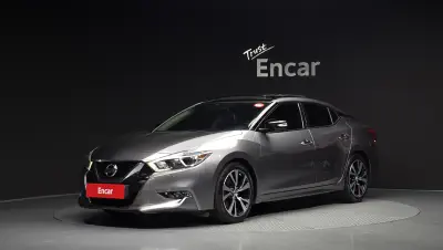 Nissan MAXIMA