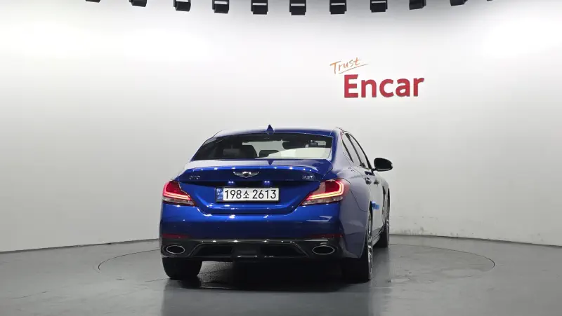 Genesis G70