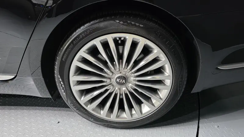 Kia K9