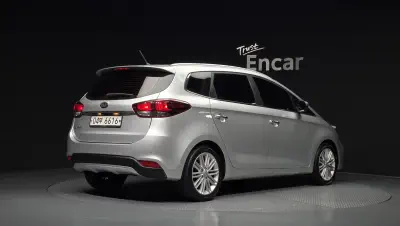 Kia Carens 2017, 2.0 л, 223 948 км — купить с аукциона Кореи - 2