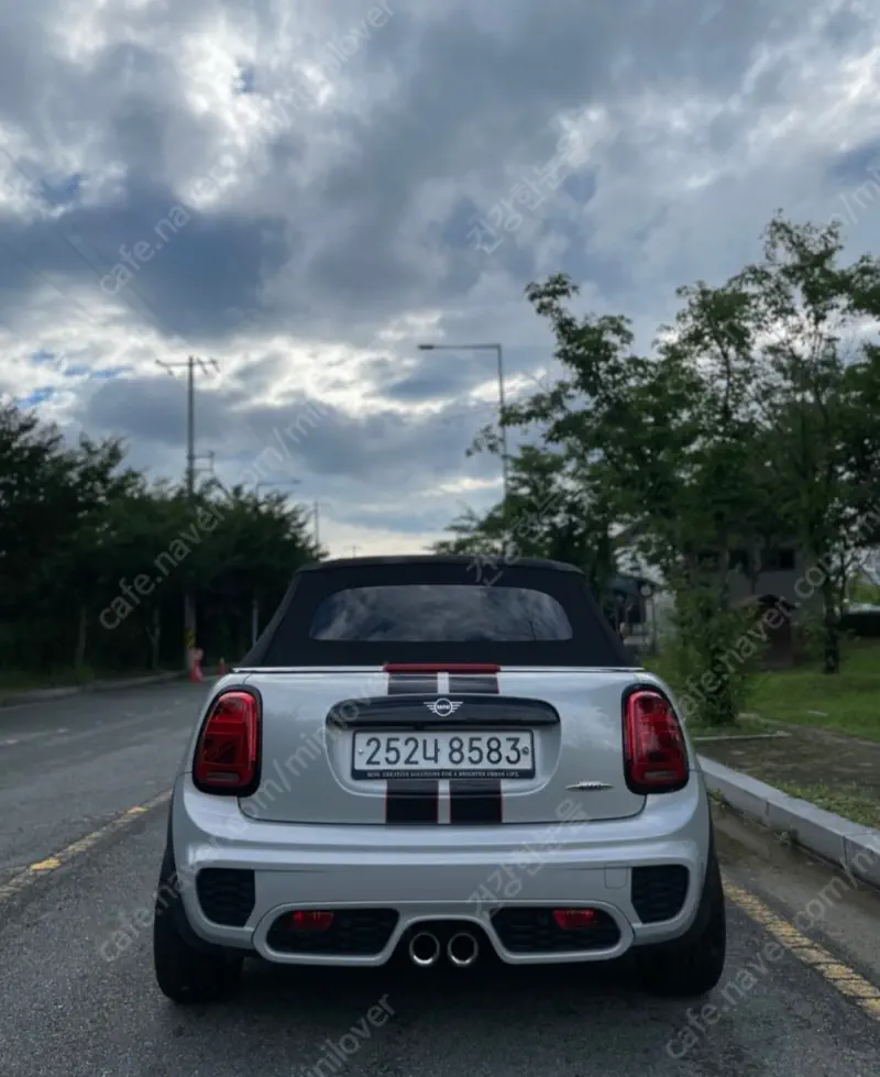 MINI Cabrio