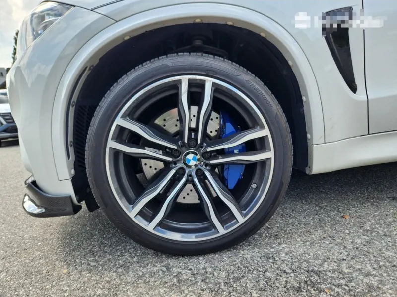 BMW X5M