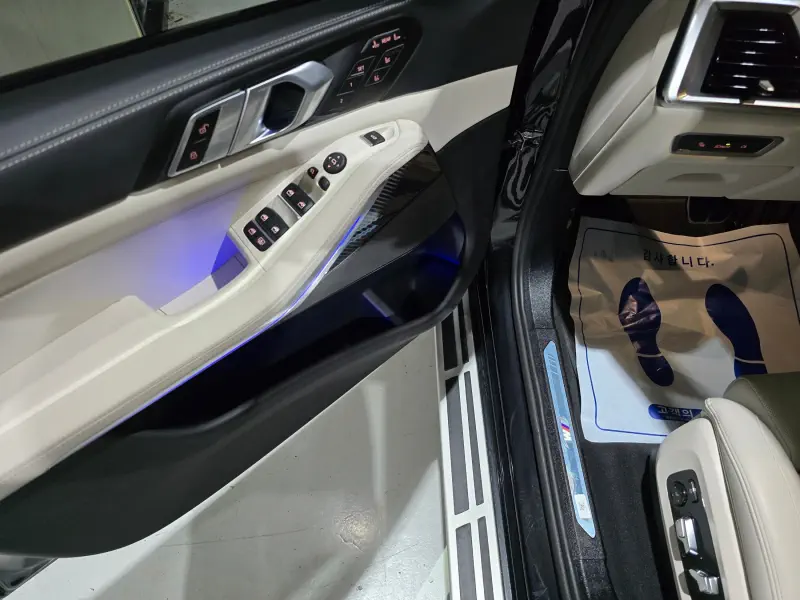 BMW X7 2025 - фото 9