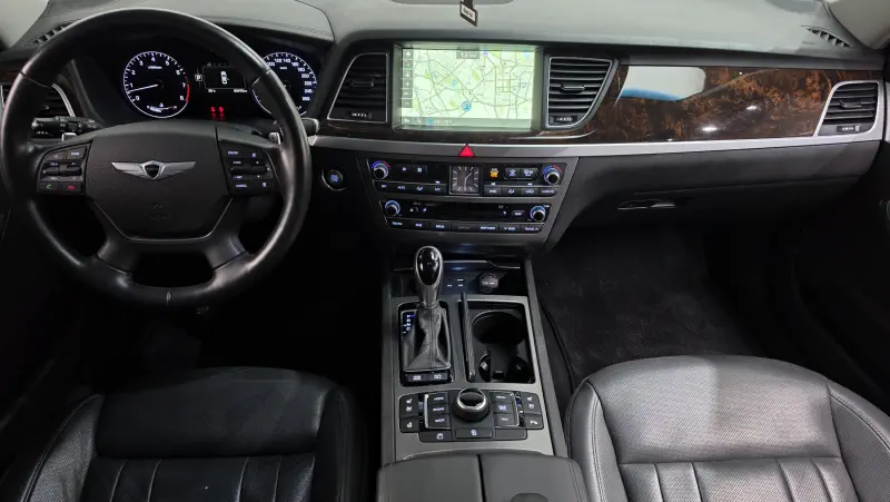 Hyundai Genesis