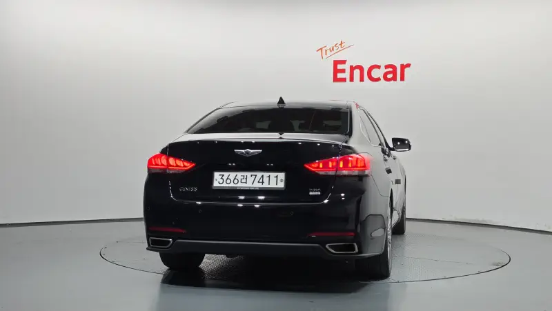Hyundai Genesis