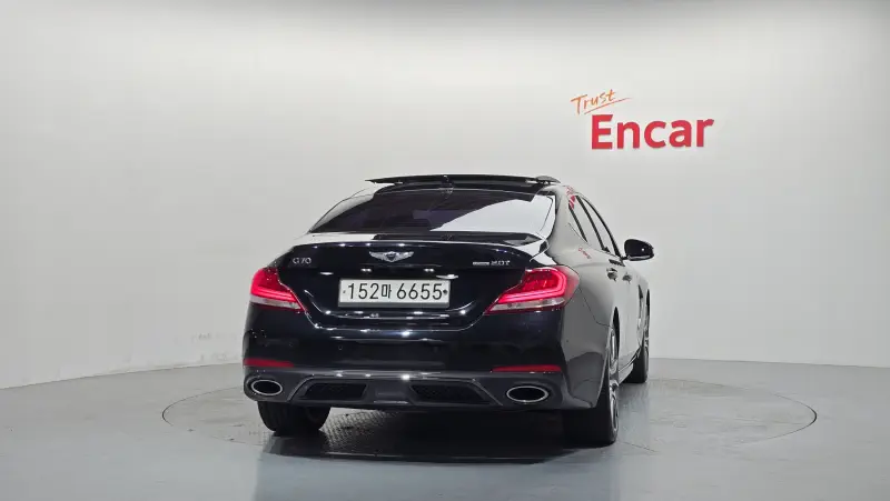 Genesis G70