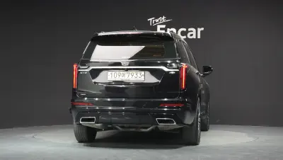 Cadillac XT6
