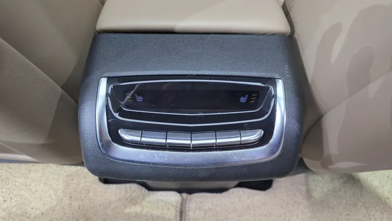 Cadillac XT6