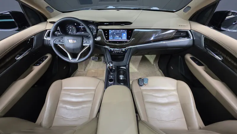 Cadillac XT6