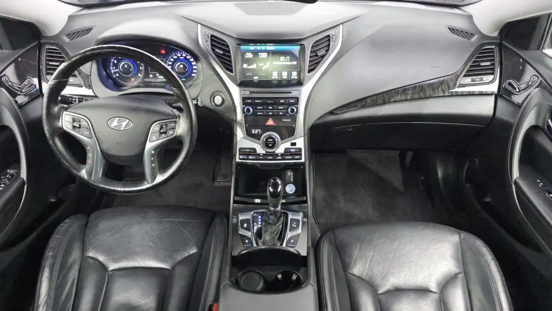 Hyundai Grandeur 2015 - фото 7