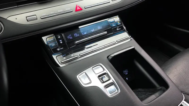 Hyundai Grandeur 2020 - фото 8