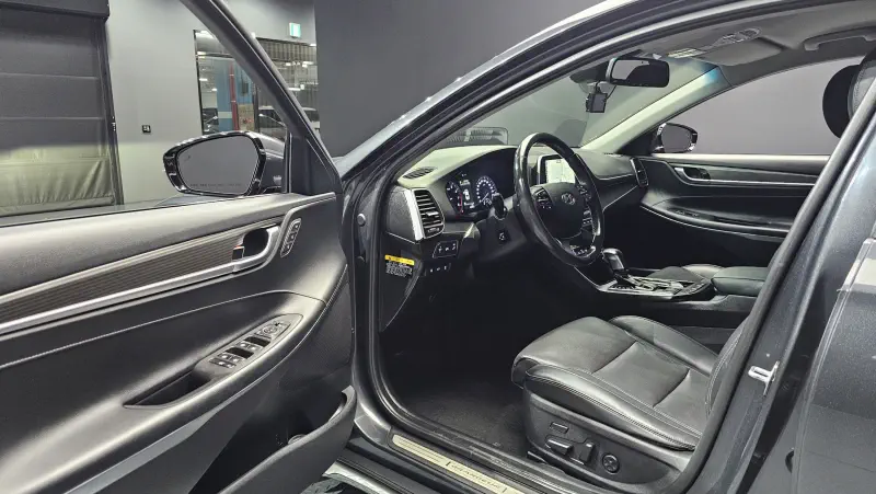 Hyundai Grandeur 2017 - фото 10