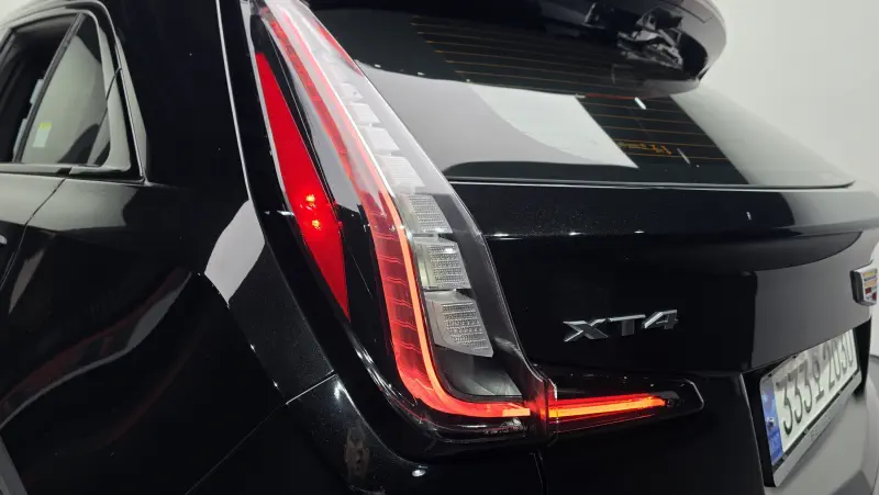 Cadillac XT4