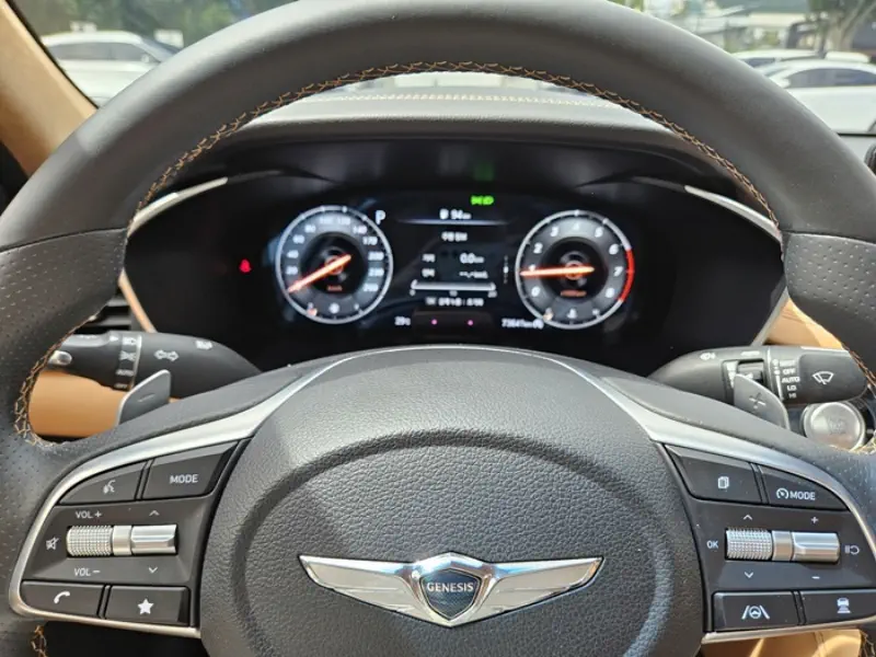 Genesis G70