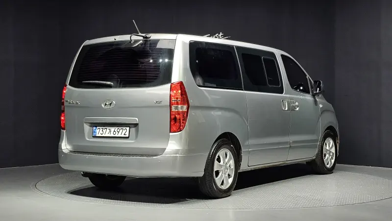 Hyundai Grand Starex
