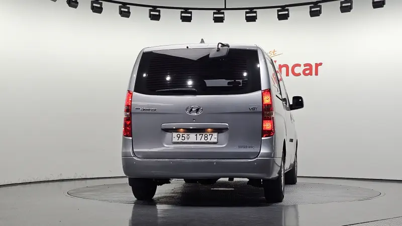 Hyundai Grand Starex