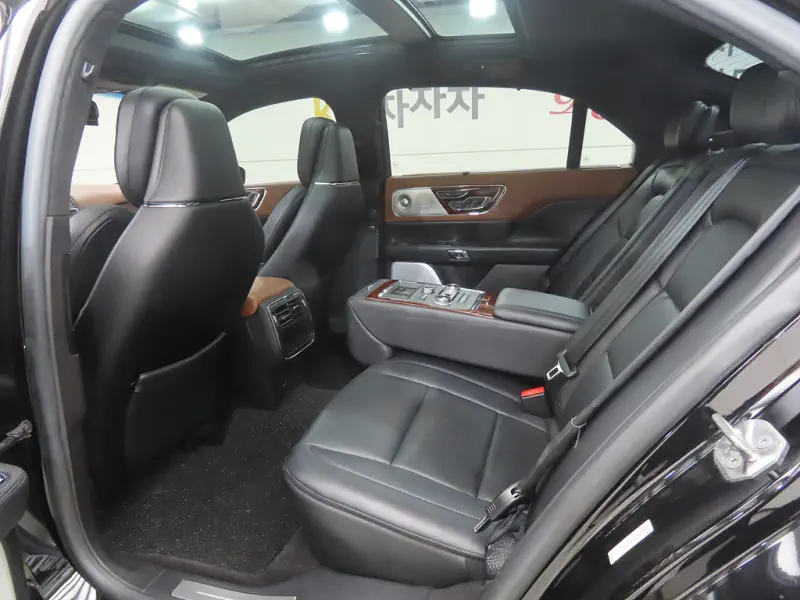 Lincoln Continental
