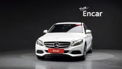 Mercedes-Benz C-Class 2016, 2.1 л, 70 664 км — купить с аукциона Кореи - 3