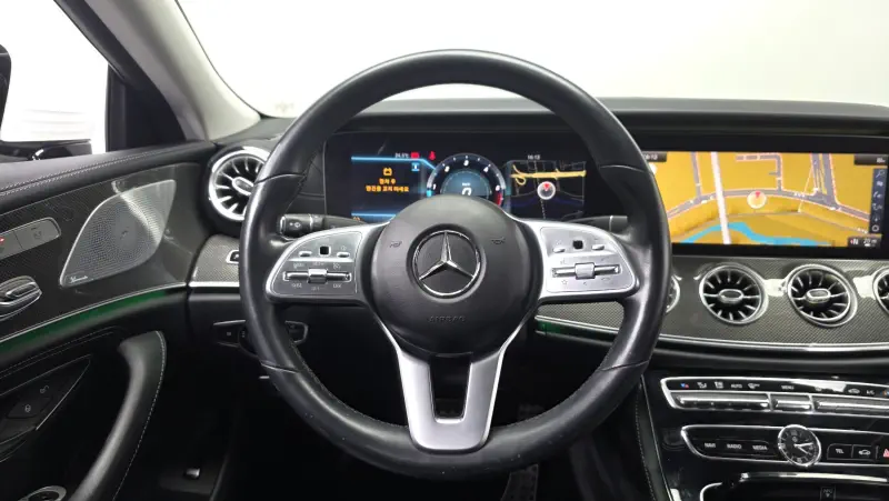 Mercedes-Benz CLS-Class