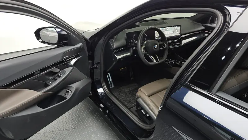 BMW 5-Series