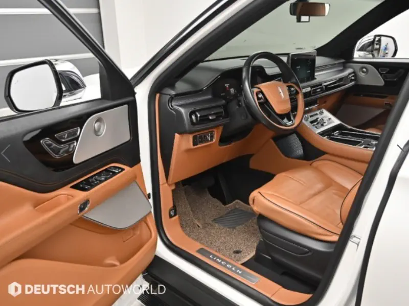 Lincoln Aviator