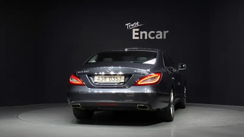 Mercedes-Benz CLS-Class