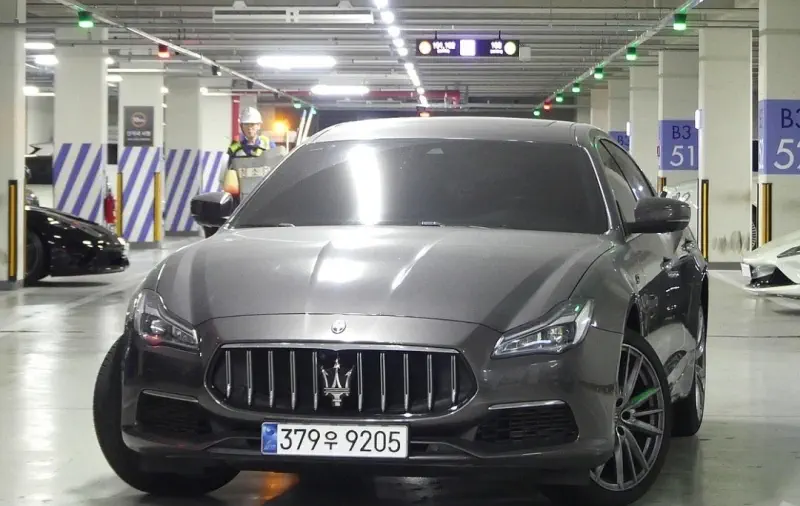Maserati Quattroporte