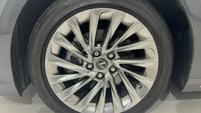 Lexus ES300h