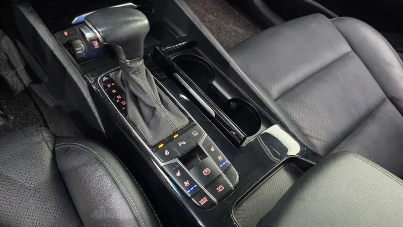Kia K7 2019 - фото 9