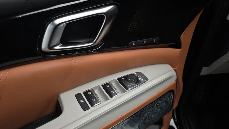 Kia Carnival 2025 - фото 27