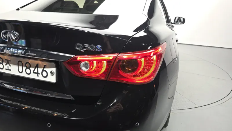 Infiniti Q50