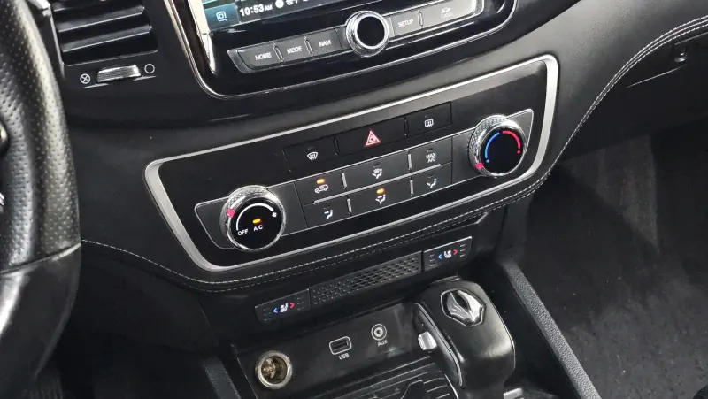 SsangYong Rexton Sports
