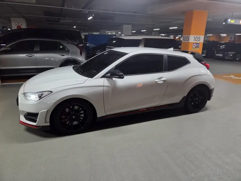 Hyundai Veloster