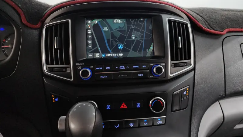 Hyundai Grand Starex