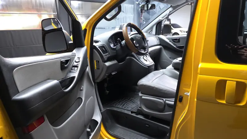 Hyundai Grand Starex