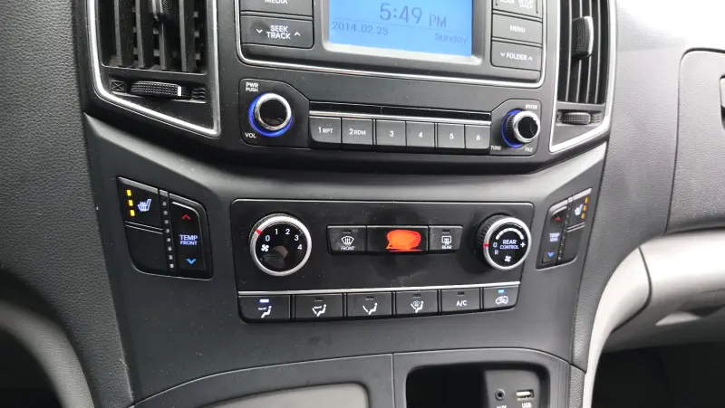 Hyundai Grand Starex