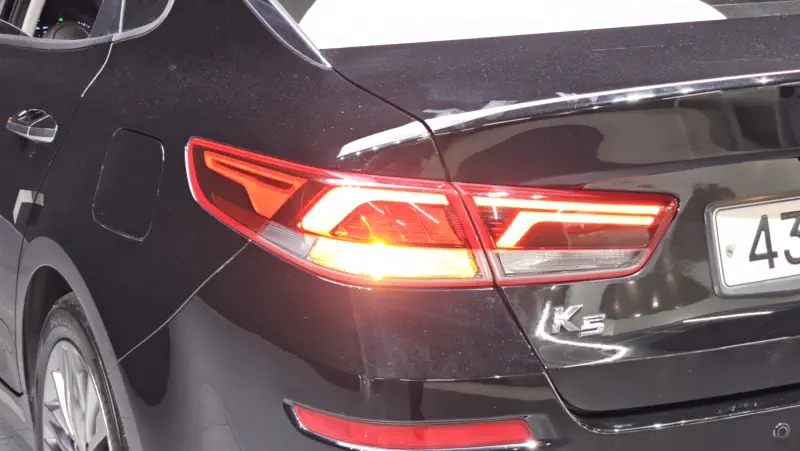 Kia K5 2019 - фото 23