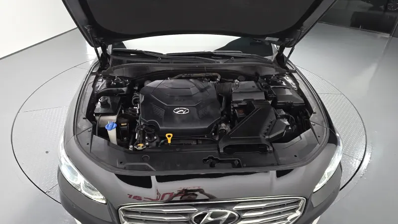 Hyundai Grandeur 2018 - фото 6