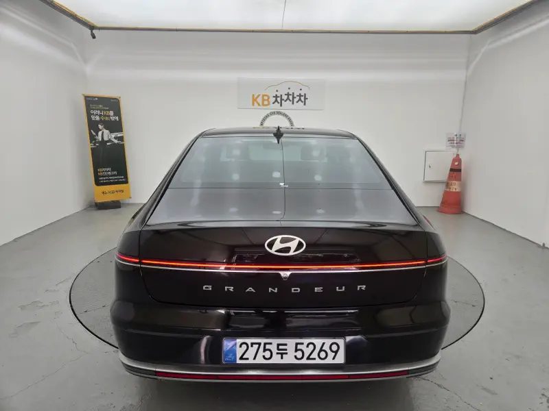 Hyundai Grandeur 2023 - фото 4