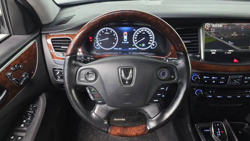 Hyundai Equus